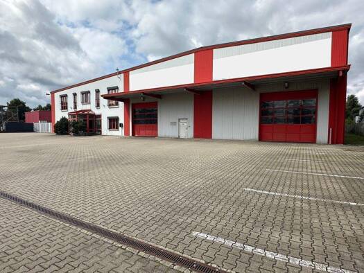 Halle/Industriefläche zum Kauf 1.950.000 € 2.866 m² Lagerfläche Mühlau 09241