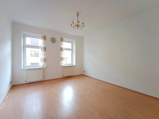 Wohnung zur Miete 725 € 1,5 Zimmer 41 m² 2. Geschoss Simmering 1110