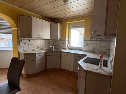 Wohnung zur Miete 680 € 4 Zimmer 93 m² 1. Geschoss Innenstadt Neunkirchen/Saar 66538