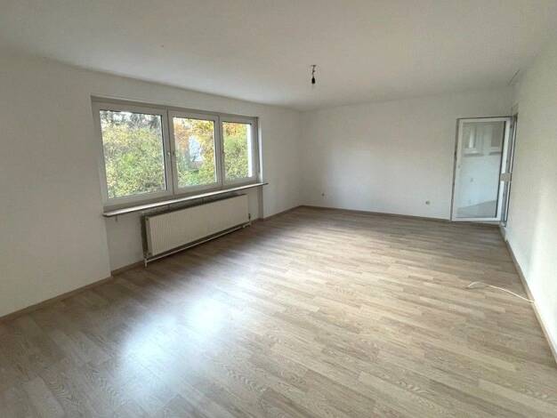 Wohnung zum Kauf 345.000 € 4 Zimmer 95 m² 1. Geschoss frei ab sofort Langwasser Südöstliche Außenstadt 90473
