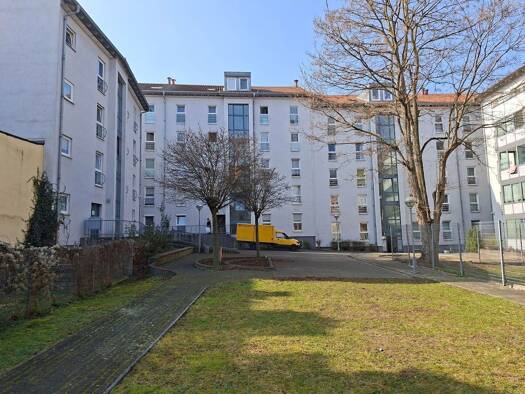 Wohnung zur Miete 440 € 3 Zimmer 74,1 m² 2. Geschoss frei ab 01.11.2026 Langensalzaer Straße 27 Mühlhausen Mühlhausen 99974