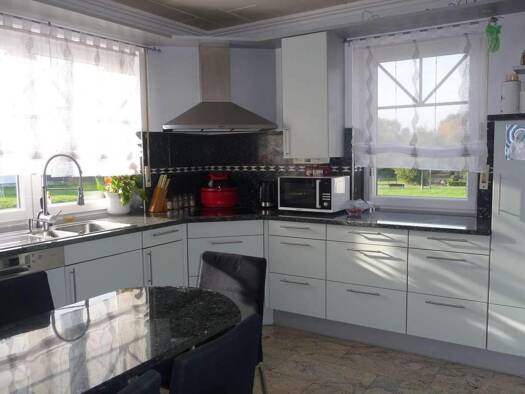 Einfamilienhaus zum Kauf 869.000 € 8 Zimmer 287 m² 727 m² Grundstück Wörrstadt-Sulzheim 55286