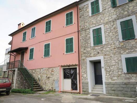 Reihenmittelhaus zum Kauf 55.000 € 2 Zimmer 60 m² Bagnone 54021