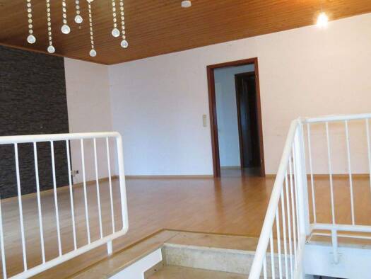 Maisonette zur Miete 1.226 € 4 Zimmer 111,5 m² EG frei ab sofort Bahnhofstraße 64C Bickenbach 64404