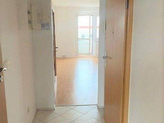 Wohnung zur Miete 330 € 2 Zimmer 55 m² 3. Geschoss Marie-Tilch-Straße 19 Hutholz Chemnitz 09123
