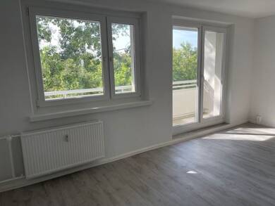Wohnung zur Miete 300 € 2 Zimmer 50 m² 2. Geschoss Alte Heerstraße 238 Silberhöhe Halle (Saale) 06132