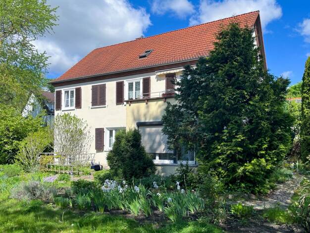 Einfamilienhaus zum Kauf 370.000 € 8 Zimmer 200,2 m² 854 m² Grundstück Schkopau Schkopau 06258
