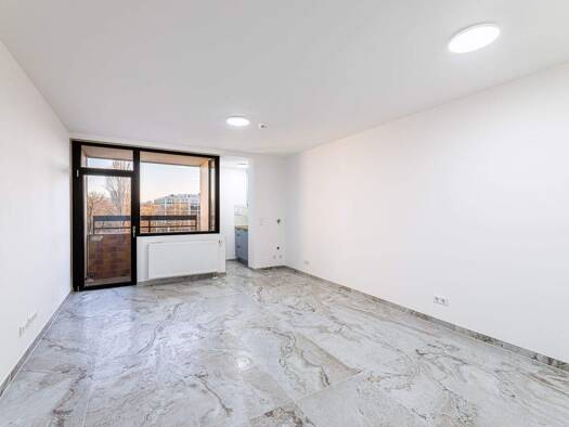Studio zur Miete 650 € 1 Zimmer 29 m² 4. Geschoss frei ab sofort Norikerstraße Tullnau Nürnberg 90402