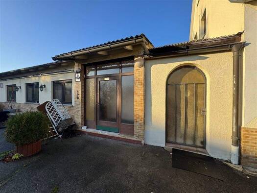 Haus zum Kauf 6 Zimmer 180 m² 700 m² Grundstück frei ab 01.01.2026 Beiersdorf Coburg 96450