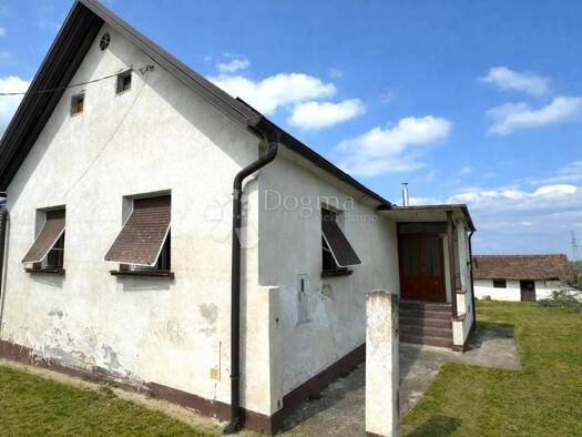 Haus zum Kauf 58.000 € 3 Zimmer 79 m² Selnik, Ludbreg Ludbreg
