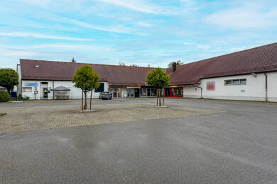 Ladenfläche zum Kauf 2.690.000 € 1.030 m² Verkaufsfläche Voller Brunnen Reutlingen 72760