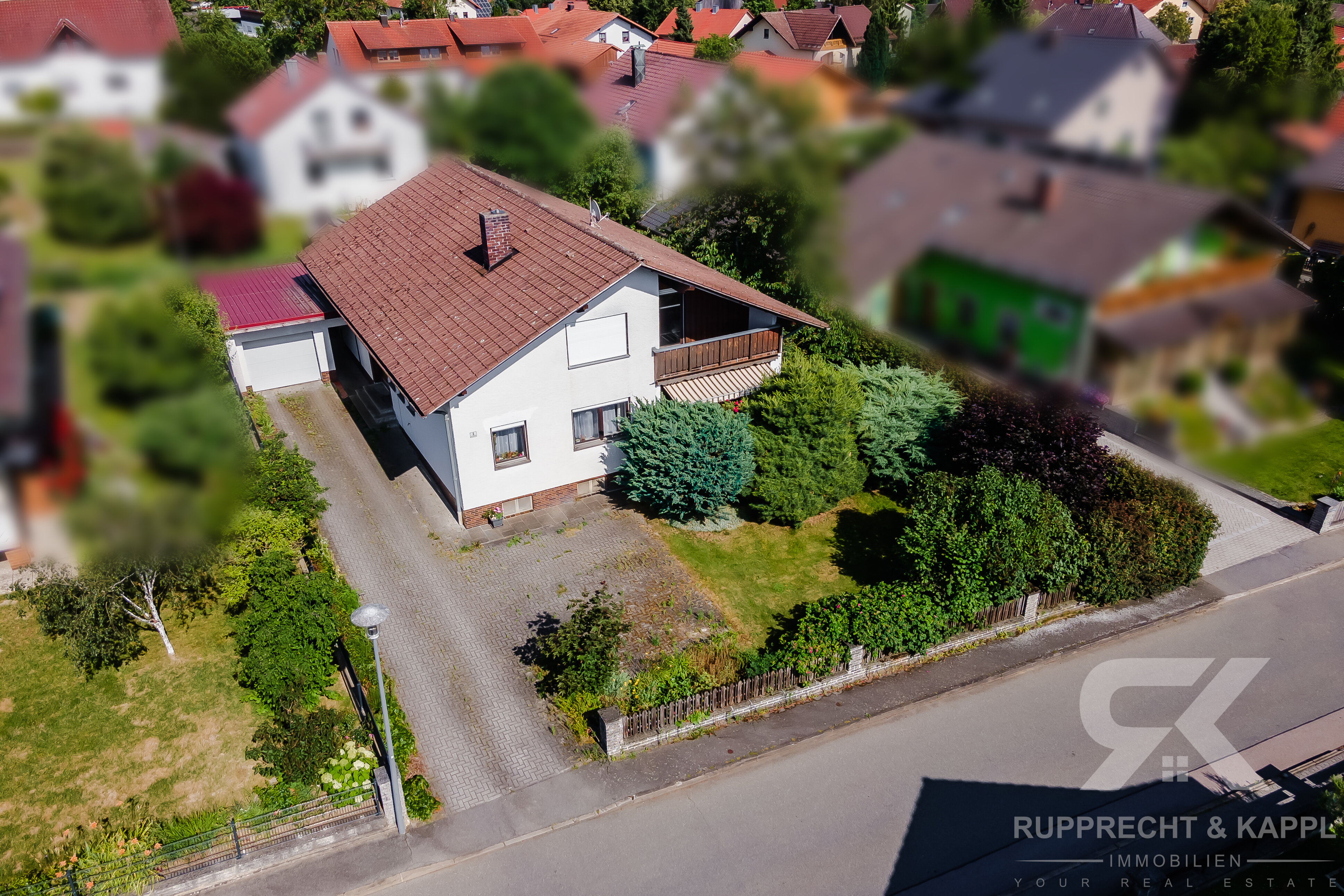 Einfamilienhaus zum Kauf 279.000 € 6 Zimmer 240 m²<br/>Wohnfläche 806 m²<br/>Grundstück Schönthal Schönthal 93488