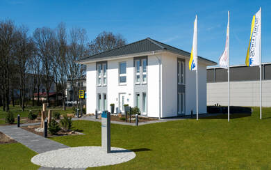 Einfamilienhaus zum Kauf 427.550 € 5 Zimmer 151,2 m² 1.100 m² Grundstück Sangerhausen Sangerhausen 06526