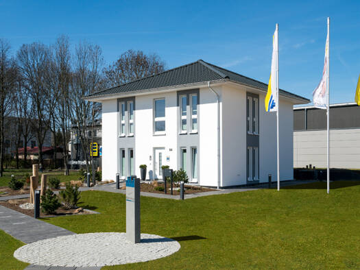 Einfamilienhaus zum Kauf 427.550 € 5 Zimmer 151,2 m² 1.100 m² Grundstück Sangerhausen Sangerhausen 06526