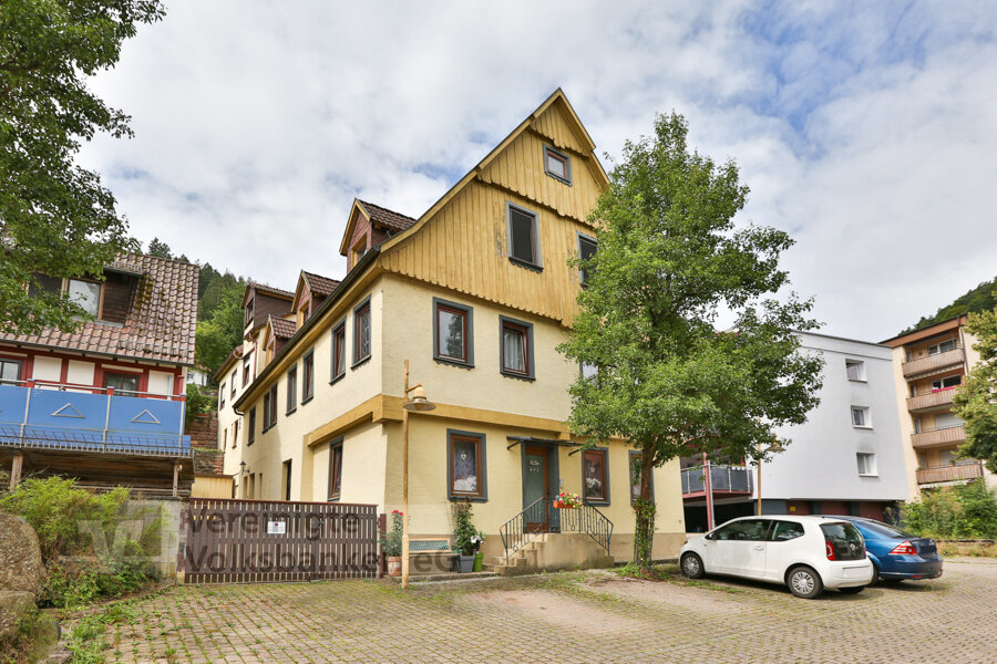 Mehrfamilienhaus zum Kauf 595.000 € 325 m²<br/>Wohnfläche 834 m²<br/>Grundstück Bad Liebenzell Bad Liebenzell 75378