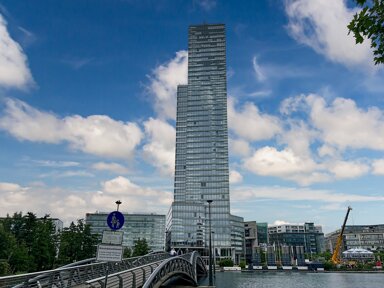 Bürofläche zur Miete provisionsfrei 50 m² Bürofläche teilbar von 8 m² bis 50 m² Im Mediapark 8, 10. Etage Neustadt - Nord Köln 50670