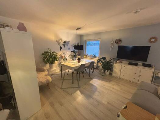 Wohnung zur Miete 550 € 2 Zimmer 70 m² Geschoss 1/3 frei ab sofort Mönchengladbacher Straße 1 Laagberg Wolfsburg 38440