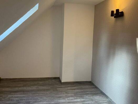 Wohnung zur Miete 390 € 3 Zimmer 65,1 m² 1. Geschoss frei ab sofort D 60 Elstertrebnitz 04523