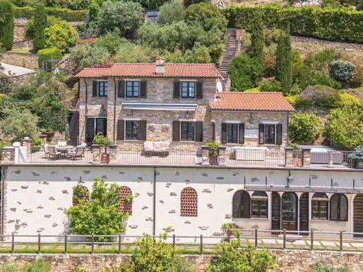 Haus zum Kauf 1.995.000 € 257 m² Seravezza 55047