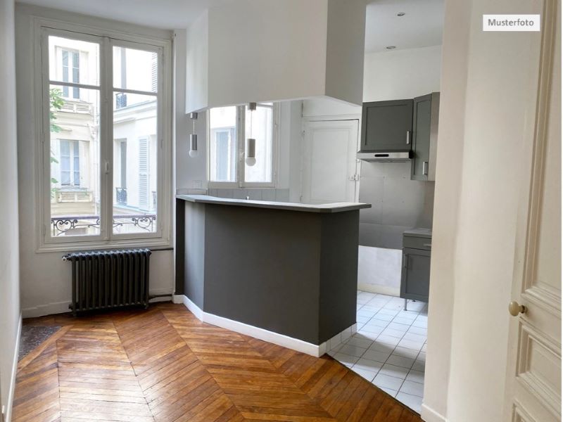 Wohnung zum Kauf provisionsfrei 62.000 € 3 Zimmer 85 m²<br/>Wohnfläche Ostviertel Gera 07545