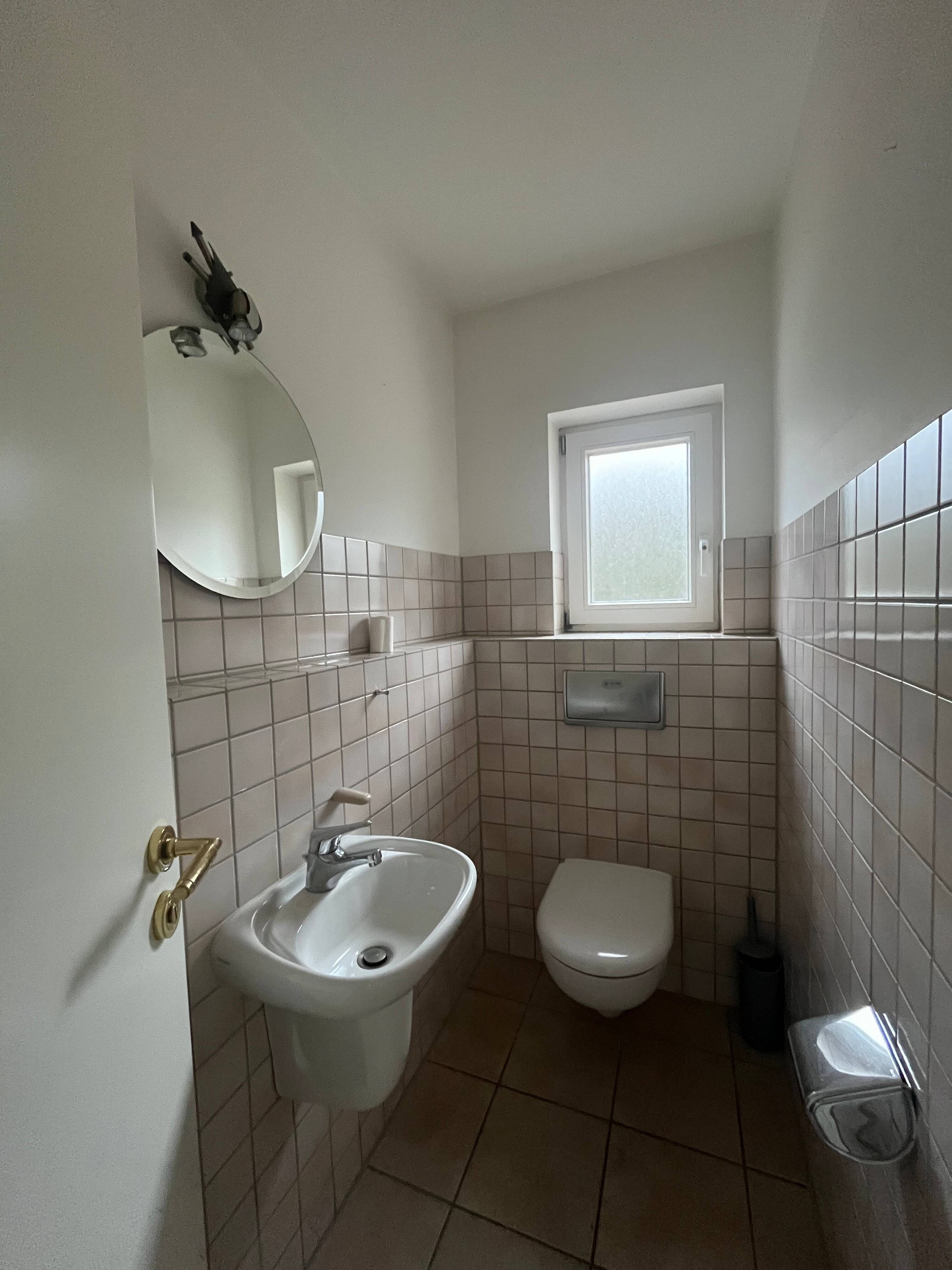 Property thumbnail 9