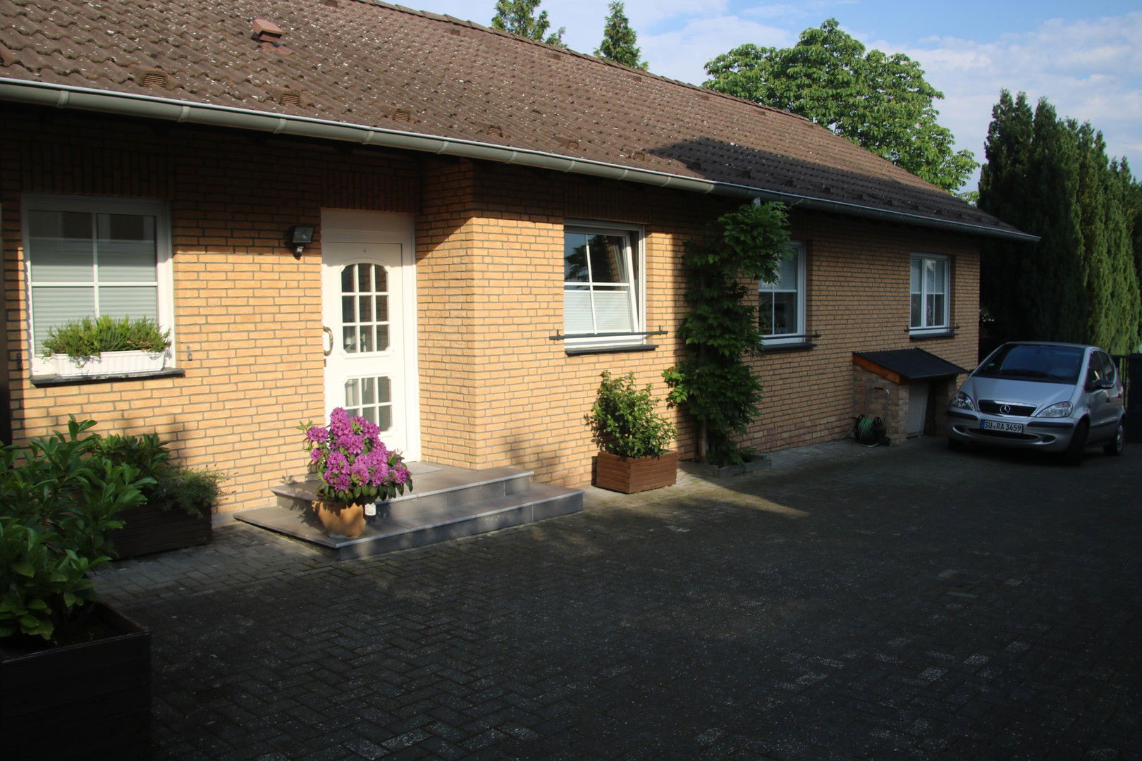 Einfamilienhaus zum Kauf provisionsfrei 490.000 € 4 Zimmer 100 m²<br/>Wohnfläche 438 m²<br/>Grundstück Walberberg Bornheim / Walberberg 53332