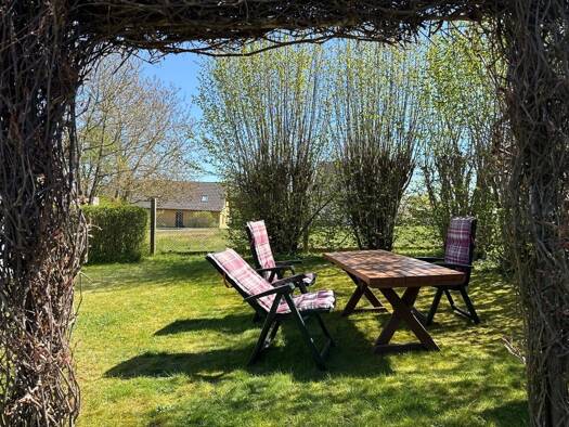 Doppelhaushälfte zum Kauf 95.000 € 6,5 Zimmer 163 m² 1.420 m² Grundstück Hof Kreien Kreien 19386