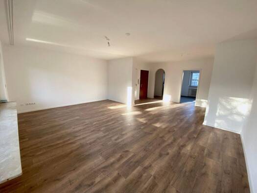 Wohnung zur Miete 1.190 € 3,5 Zimmer 97 m² frei ab 01.02.2026 Großreuth h d Veste Nürnberg 90409