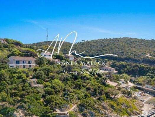 Einfamilienhaus zum Kauf 1.790.000 € 5 Zimmer 188 m² 3.842 m² Grundstück Olbius Riquier-Nartettes Hyères 83400