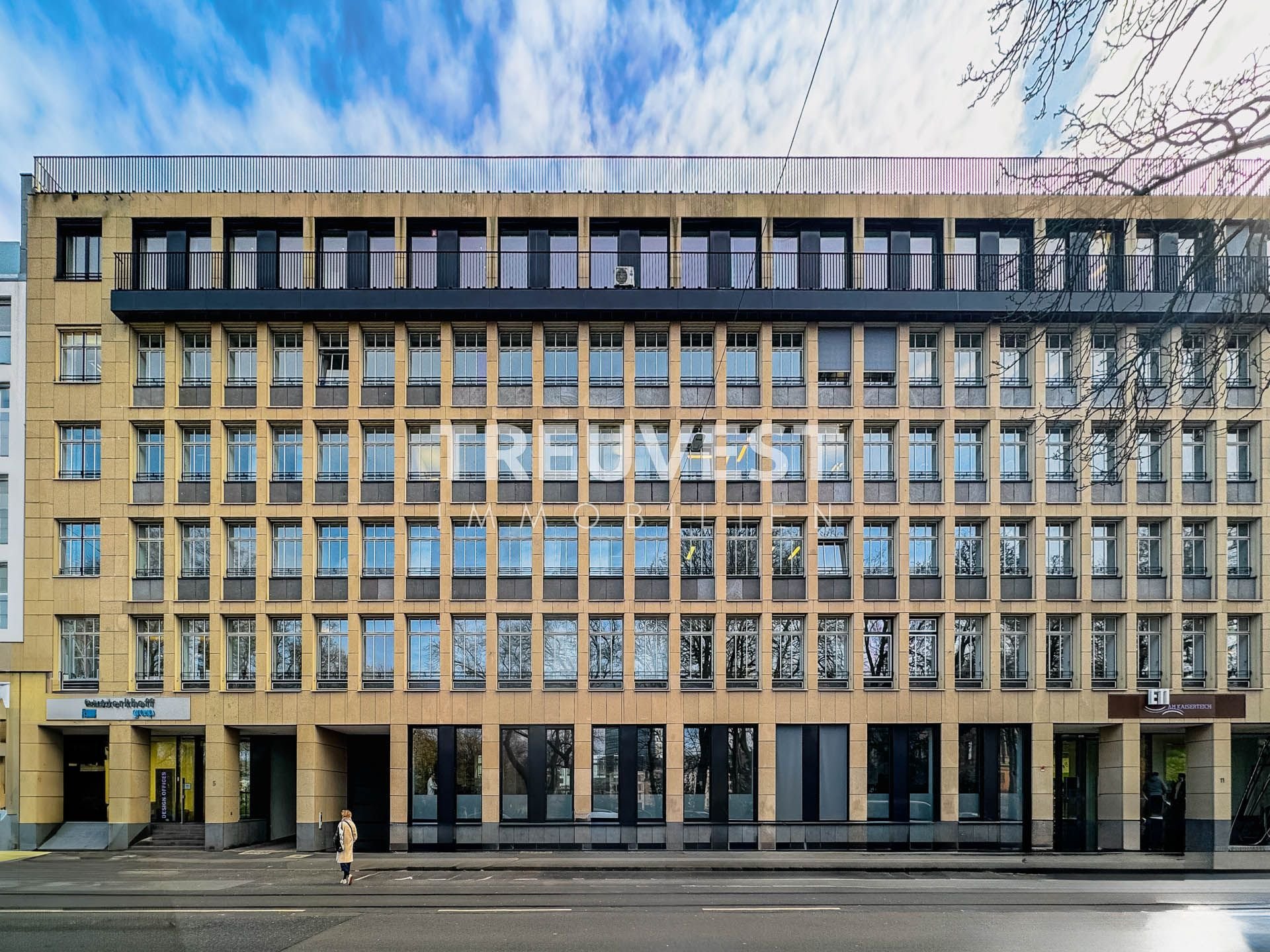 Bürofläche zur Miete provisionsfrei 21 € 378 m²<br/>Bürofläche ab 378 m²<br/>Teilbarkeit Unterbilk Düsseldorf 40217