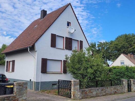 Einfamilienhaus zum Kauf provisionsfrei 398.000 € 5 Zimmer 100 m² 925 m² Grundstück frei ab 01.10.2026 Undenheim 55278