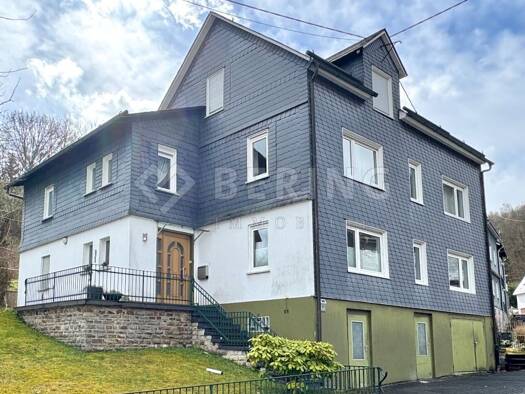 Mehrfamilienhaus zum Kauf 255.000 € 9 Zimmer 237,9 m² 498 m² Grundstück Eisern Siegen 57080
