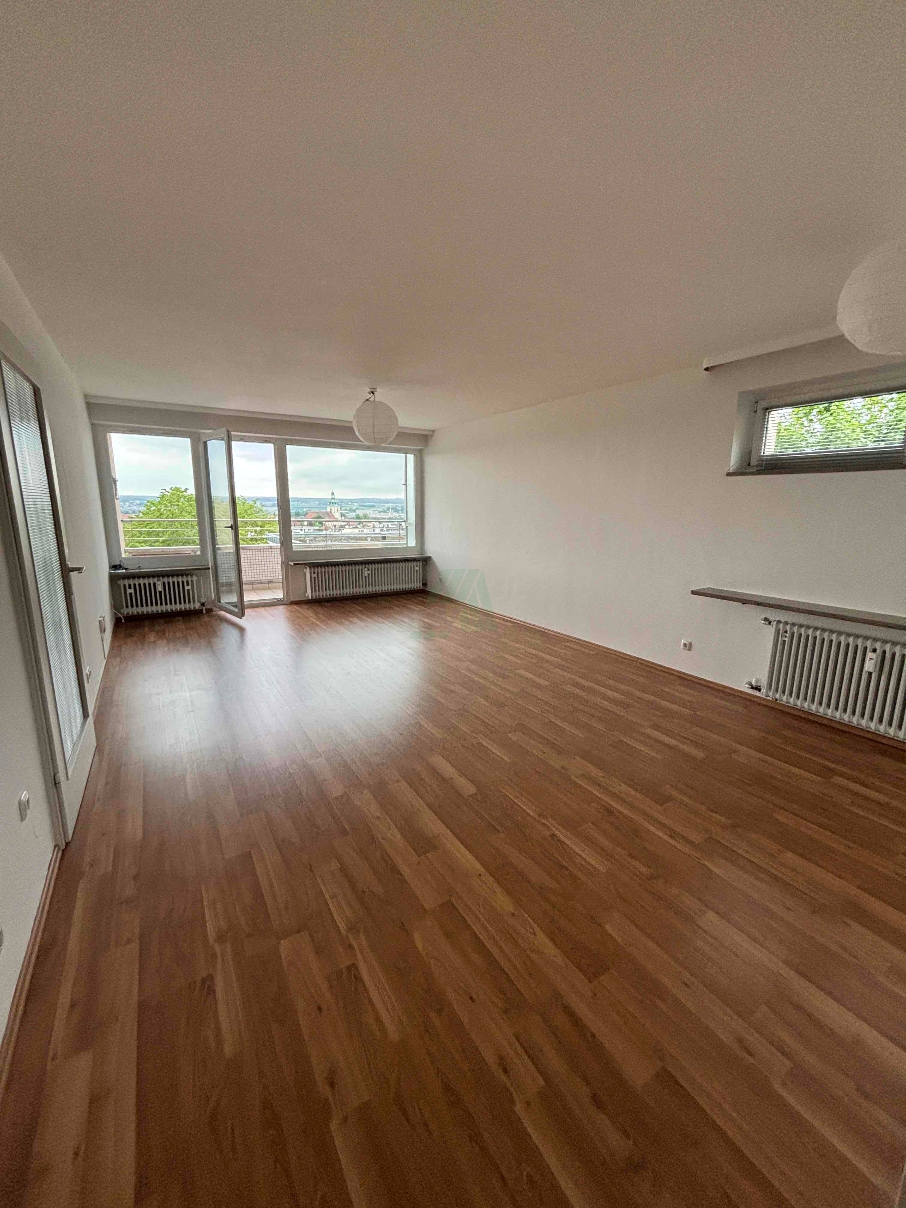 Wohnung zur Miete 595 € 2 Zimmer 64 m²<br/>Wohnfläche 2.<br/>Geschoss 01.10.2024<br/>Verfügbarkeit Mariahilfberg Amberg 92224