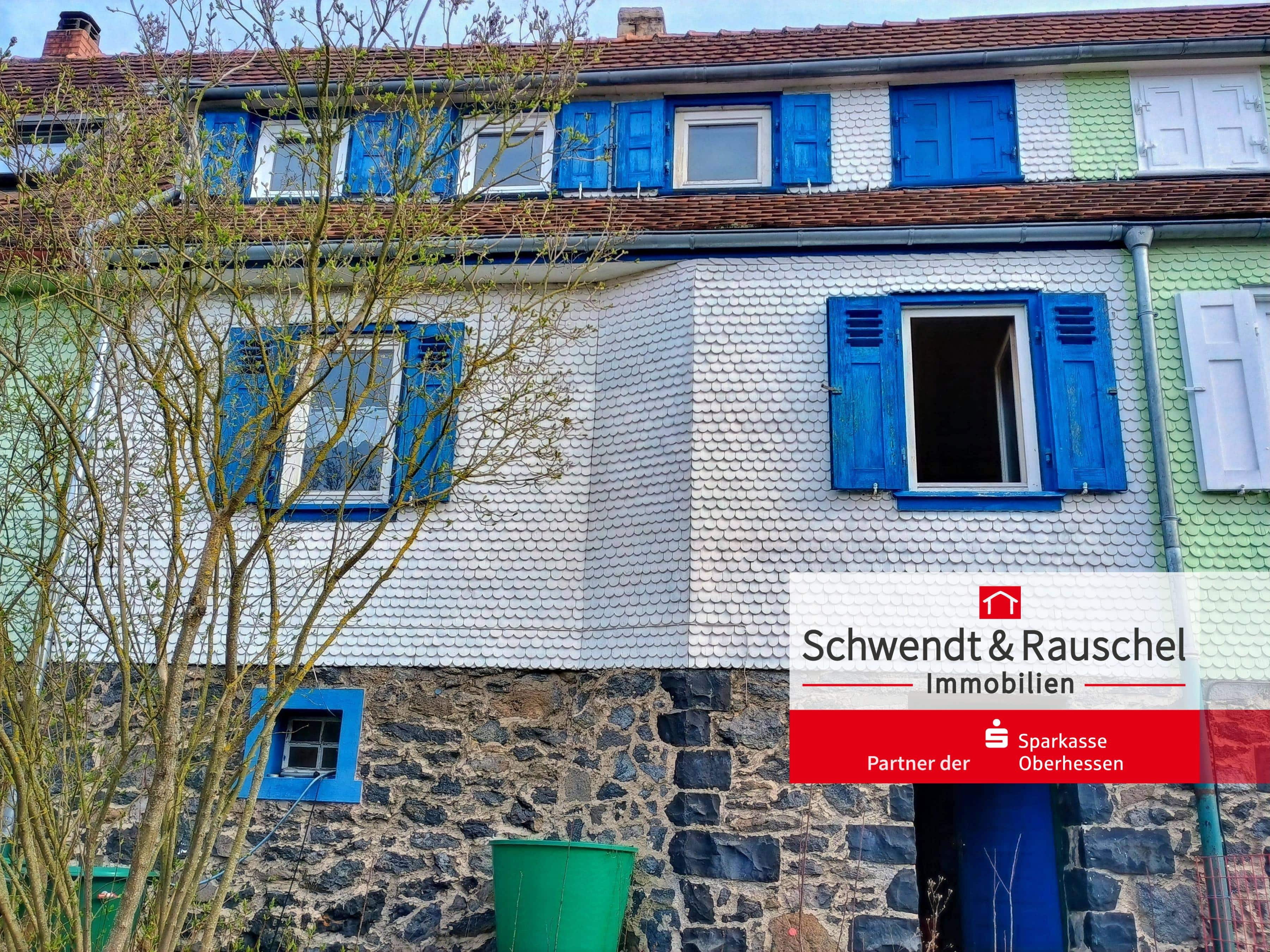 Reihenmittelhaus zum Kauf 79.000 € 2 Zimmer 61 m²<br/>Wohnfläche 345,5 m²<br/>Grundstück ab sofort<br/>Verfügbarkeit Blitzenrod Lauterbach 36341