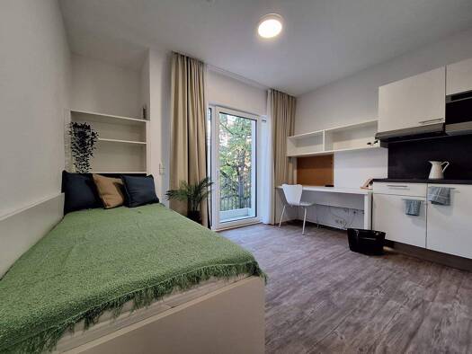 Wohnung zur Miete 349 € 1 Zimmer 20,4 m² 5. Geschoss frei ab sofort Bornaische Straße 10 Connewitz Süd 04277