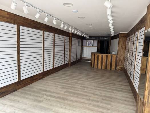 Laden zur Miete 1.200 € 1 Zimmer 112,9 m² Verkaufsfläche Schleswig 24837