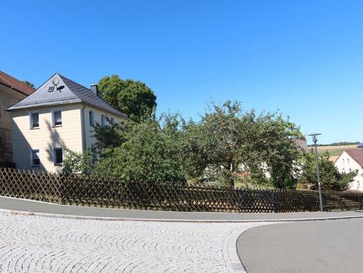 Einfamilienhaus zum Kauf 109.000 € 4 Zimmer 135,3 m² 907 m² Grundstück Schloßgattendorf Gattendorf 95185