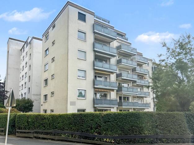 Wohnung zum Kauf 329.000 € 3 Zimmer 80,1 m² 4. Geschoss frei ab sofort Bad Homburg Bad Homburg vor der Höhe 61350