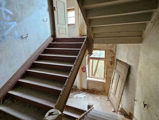 Mehrfamilienhaus zum Kauf 725.000 € 20 Zimmer 680 m² 410 m² Grundstück frei ab sofort Anger-Crottendorf Leipzig 04318