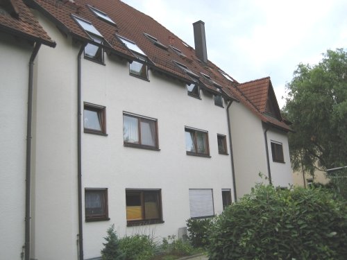 Wohnung zur Miete 300 € 1 Zimmer 34 m²<br/>Wohnfläche 3.<br/>Geschoss Luga Dresden 01259