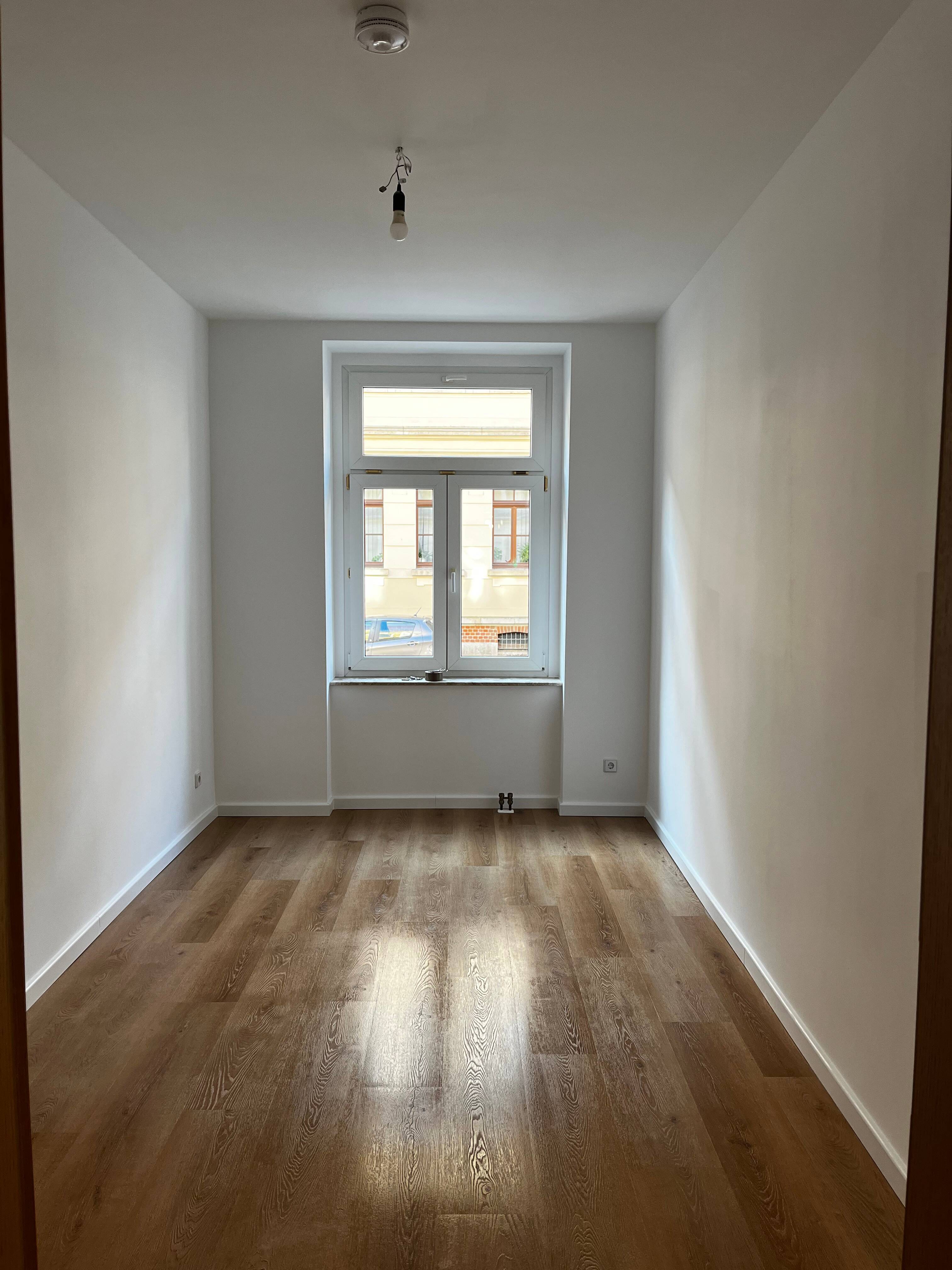 Property thumbnail 12