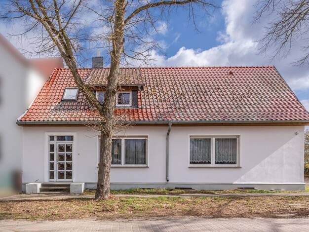 Einfamilienhaus zum Kauf 230.000 € 9 Zimmer 188 m² 1.030 m² Grundstück Bützer Milower Land 14715