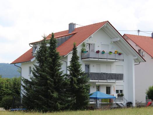 Wohnung zur Miete 1.190 € 4,5 Zimmer 98 m² EG frei ab 01.11.2026 Frommern Balingen 72336