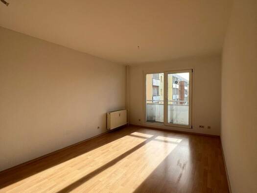 Wohnung zur Miete 464 € 4 Zimmer 77,3 m² 6 Geschosse frei ab 01.11.2026 Großenhain Großenhain 01558