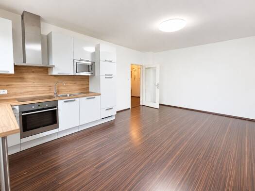 Wohnung zur Miete 634 € 2 Zimmer 48,6 m² 3. Geschoss Maria Enzersdorf 2344