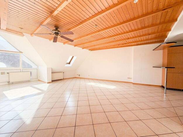 Maisonette zum Kauf 129.000 € 3 Zimmer 97 m² 2. Geschoss Ebersdorf Ebersdorf b.Coburg 96237