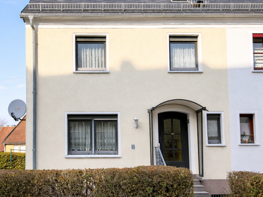 Reihenendhaus zum Kauf 5 Zimmer 80 m² 363 m² Grundstück Hinterhain Auerbach 08209