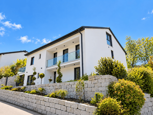 Einfamilienhaus zum Kauf 1.290.000 € 8 Zimmer 263 m² 662 m² Grundstück frei ab sofort Berg Landshut 84036