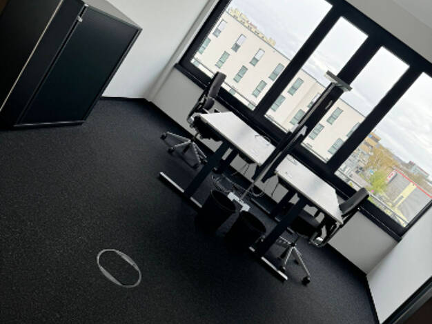 Bürofläche zur Miete provisionsfrei 2.072 € 35 m² Bürofläche Neckarstraße Ost Sindelfingen 71065