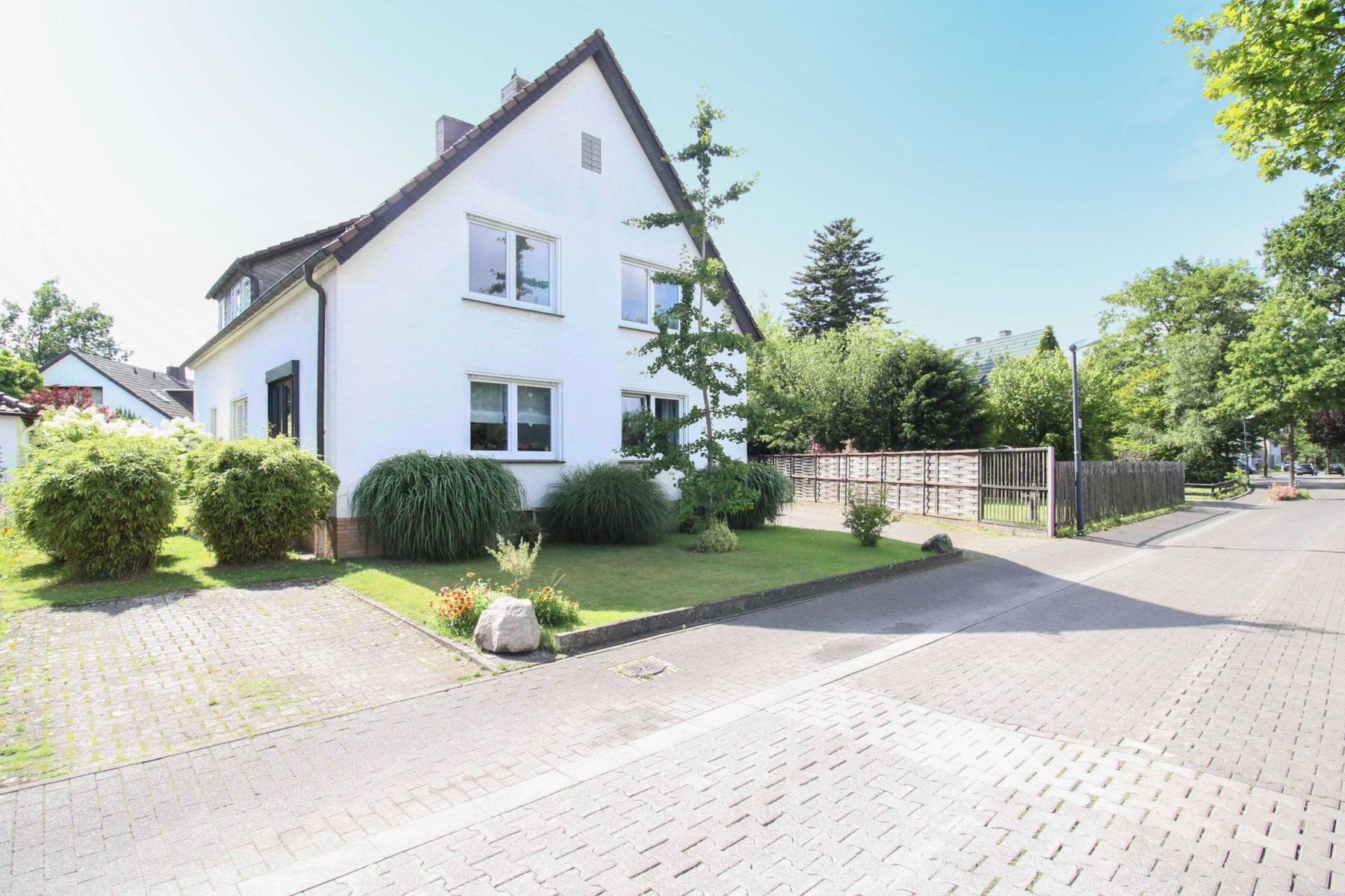 Mehrfamilienhaus zum Kauf als Kapitalanlage geeignet 549.000 € 8 Zimmer 189,8 m²<br/>Wohnfläche 612,1 m²<br/>Grundstück Gütersloh Gütersloh 33332